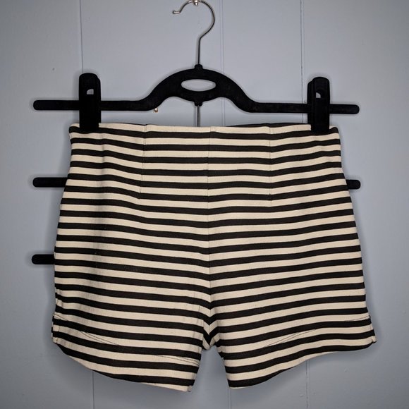 Sunday Best ^-^ High-waisted Shorts SIZE 0 - Picture 3 of 8